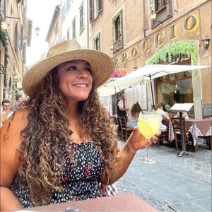 Meet your Posher, Gina